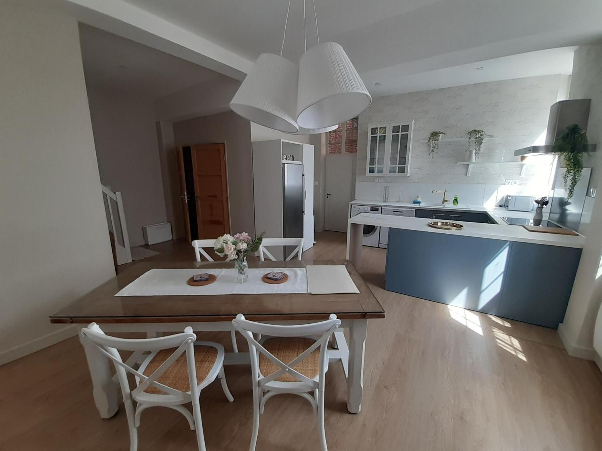 Spacieux Et Cosy Duplex Centre Historique - 2 Chambres - Transport Facile วาลองเซียนส์ ภายนอก รูปภาพ